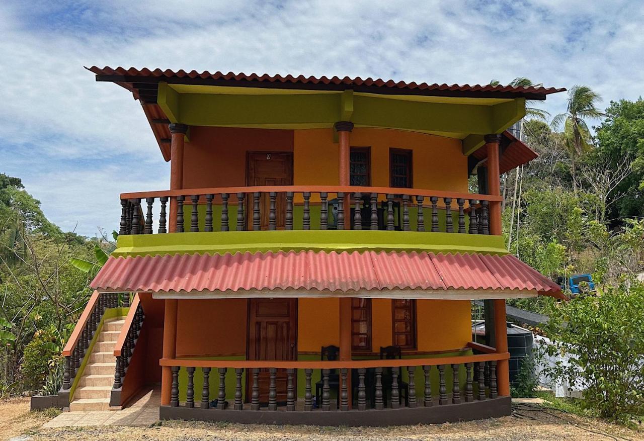 Hostal Familiar Rolo Санта Каталина Екстериор снимка